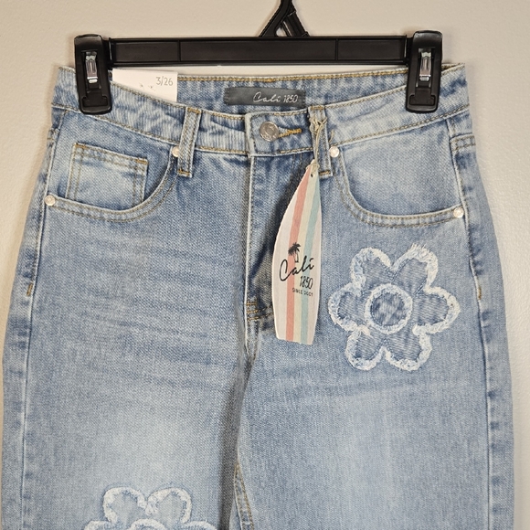 Cali1850 Denim - Cali 1850 Size 3/26 Light Wash High Waist Wider Leg Denim Flower Embellish Jeans